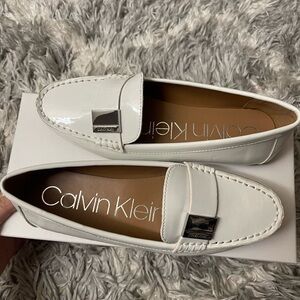 Calvin Klein Lisa Patent Platinum White size 6M